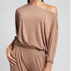 Express Silky Sueded Jersey Off The Shoulder Tee